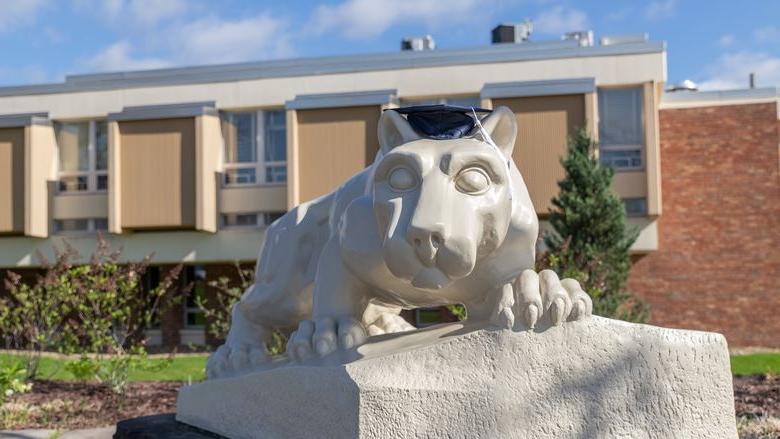 Lion shrine statue